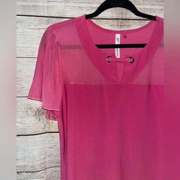 🤎3/$10 NY Collection Fuchsia Blouse Size Large - Picture 2 of 5
